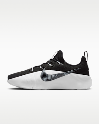 NIKE公式】レブロン TR 1 メンズ ワークアウトシューズ.オンライン